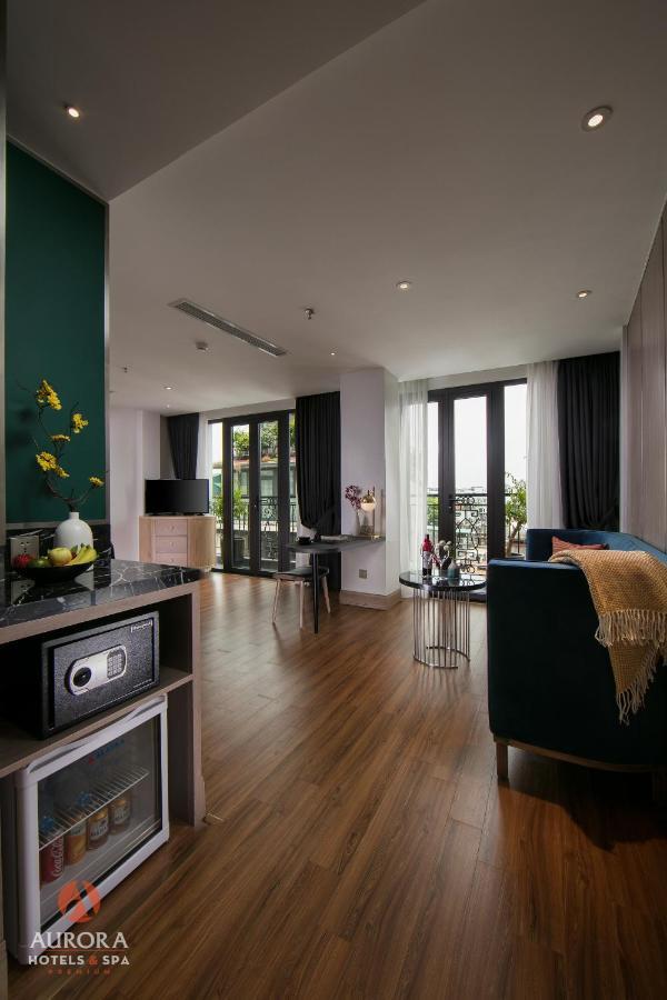Aurora Premium - A Lifestyle Hotel Hanoi Bagian luar foto