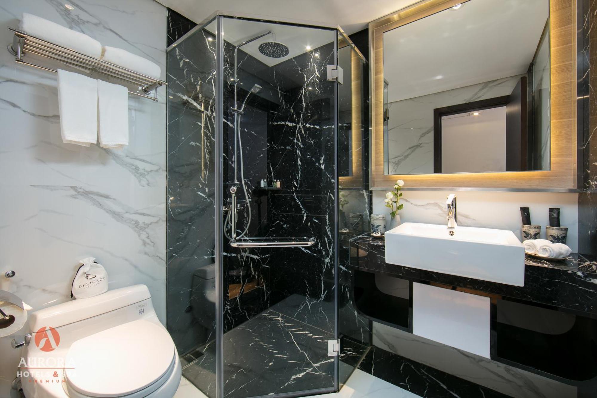 Aurora Premium - A Lifestyle Hotel Hanoi Bagian luar foto