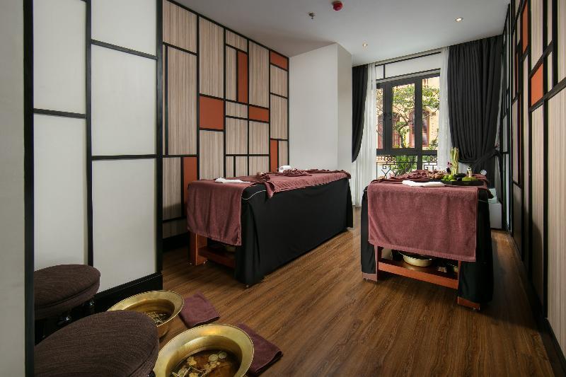 Aurora Premium - A Lifestyle Hotel Hanoi Bagian luar foto